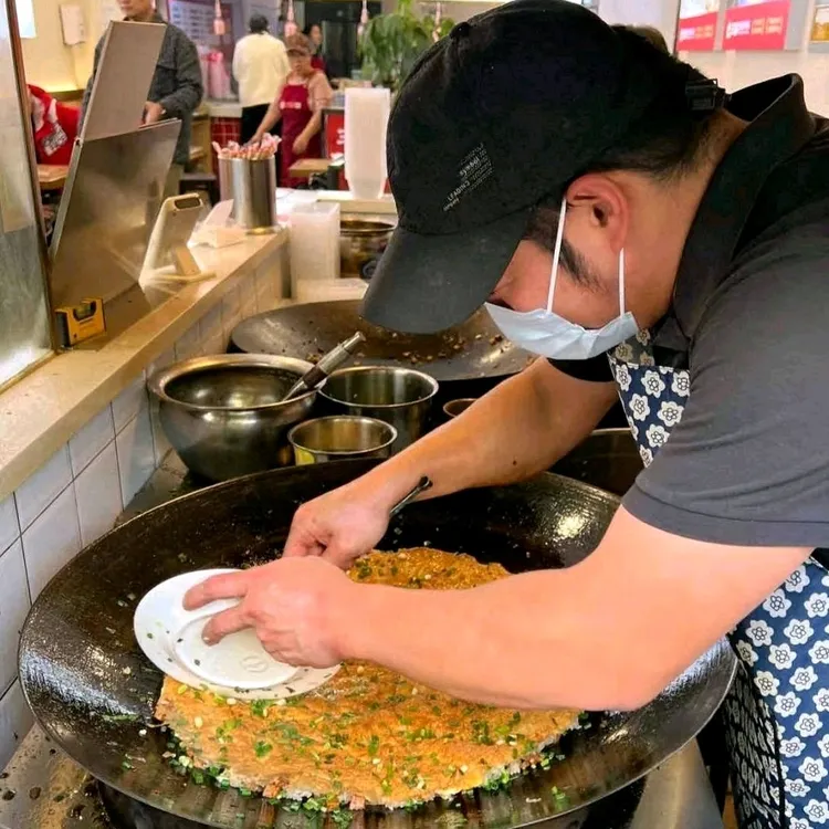 胡记豆皮店铺与菜品实景
