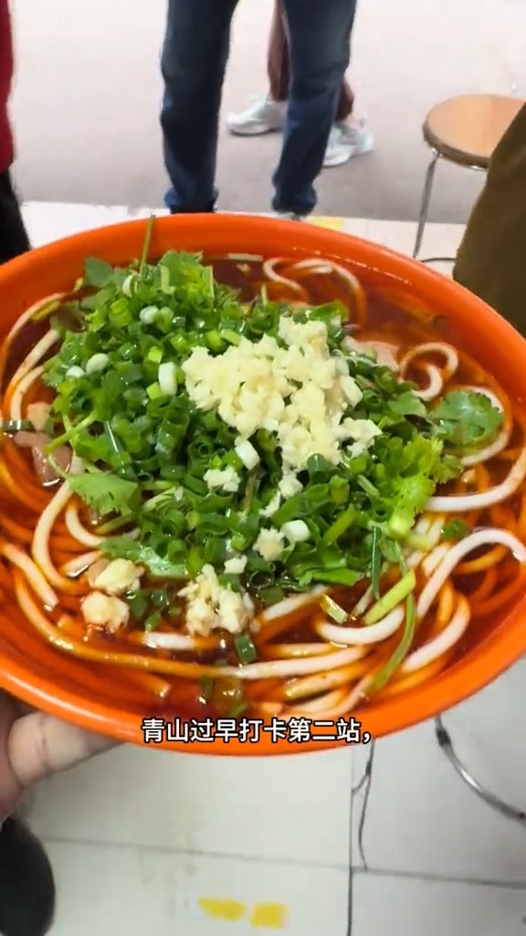 溪溪生烫牛杂馆(铁机农贸市场店)店铺与菜品实景